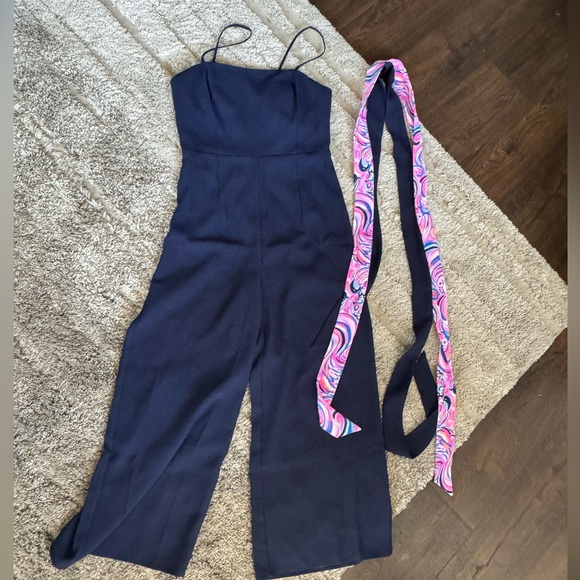 Lilly Pulitzer size 6 navy blue jumper. Two different belts to tie around waist - Picture 1 of 4